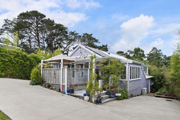 16 Coroglen Avenue Birkenhead_21