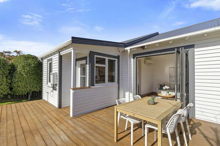 19A Montague Street Alicetown_10