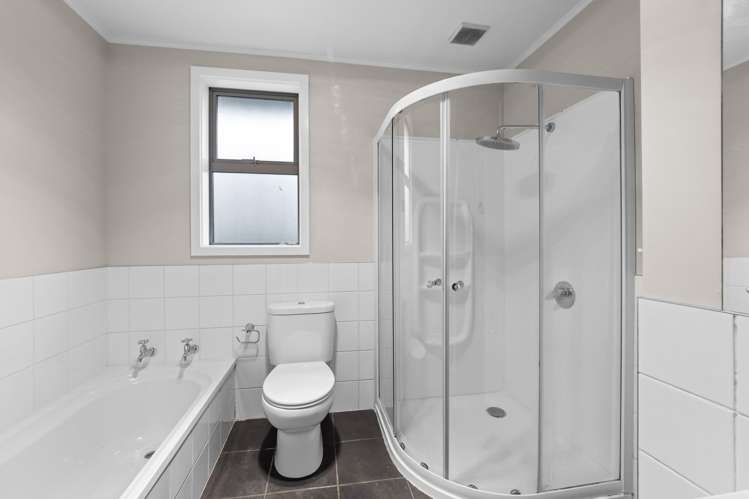 70 Middle Road Allenton_10