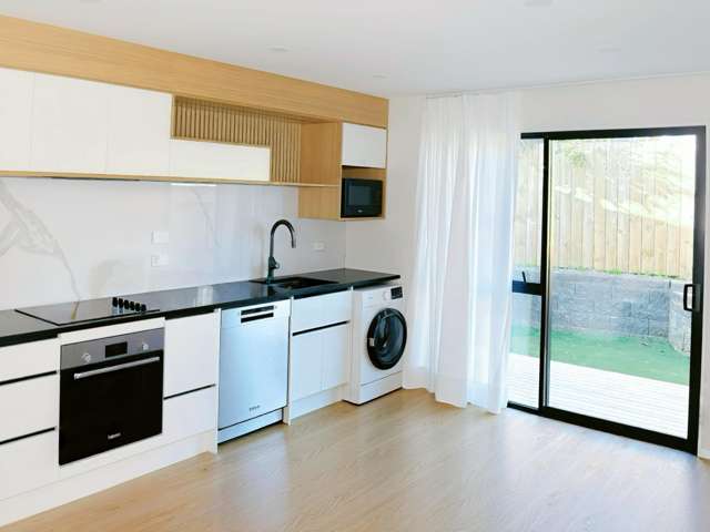 4/42 Marvon Downs Avenue Pakuranga Heights_1