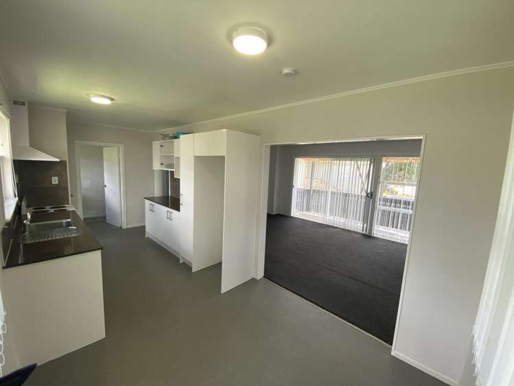 9 Malmo Place Manurewa_2