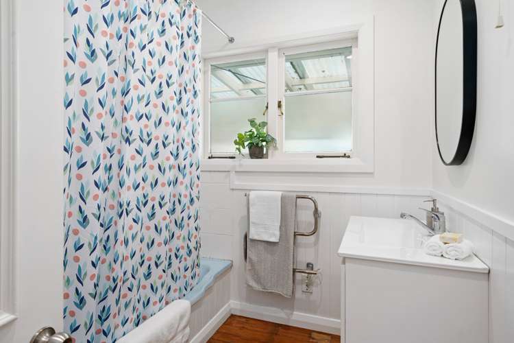 34 Campbell Street Leamington_19