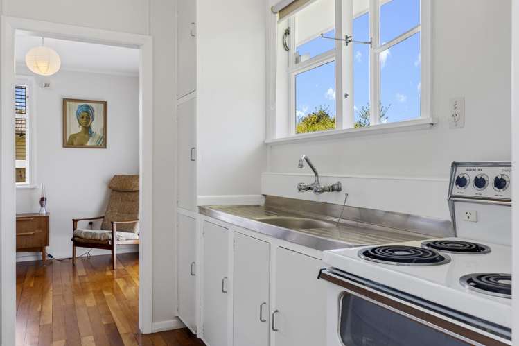 41 Te Rangitautahanga Road Turangi_11