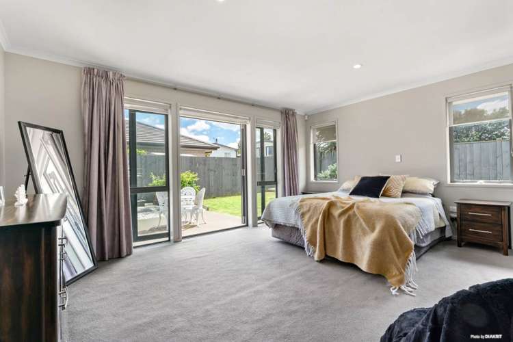 38 Sunningdale Street Wattle Downs_12