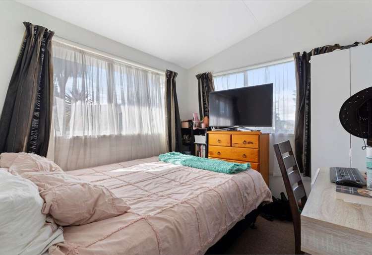 2/78 Porchester Road_4