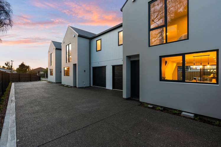 2/15 Tralee Place Bishopdale_13