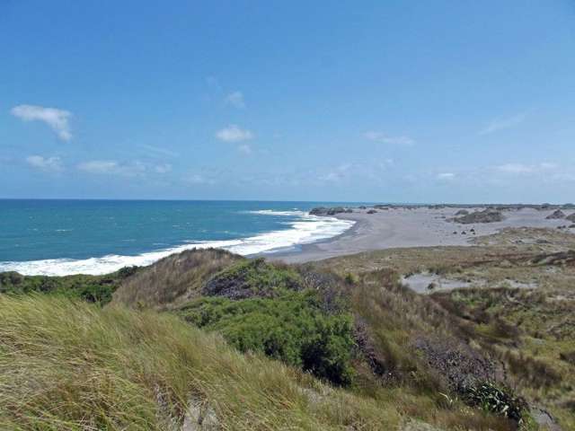 282 Tai Road Opunake_1