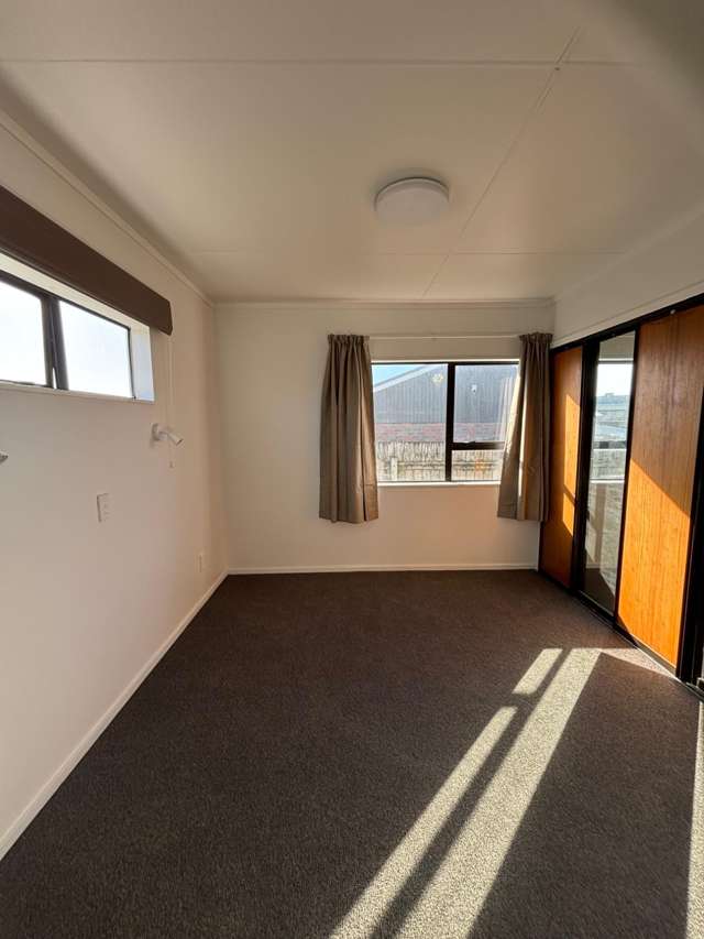 B/7 Colenso Place Ōtaki Beach_2