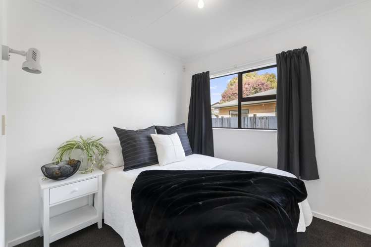 2/4 Bolt Road Annesbrook_16