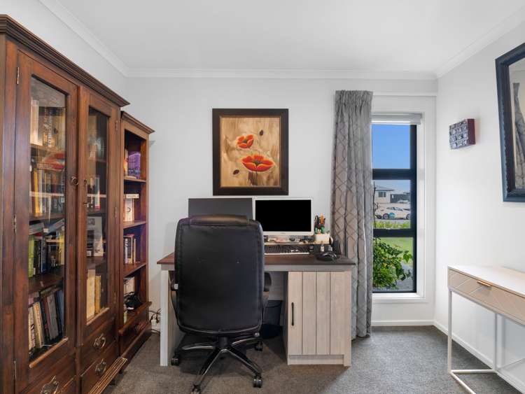 20 Magnolia Crescent Tawhero_21