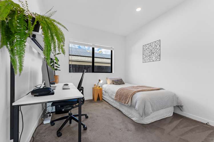 24 Jezero Drive Massey_13