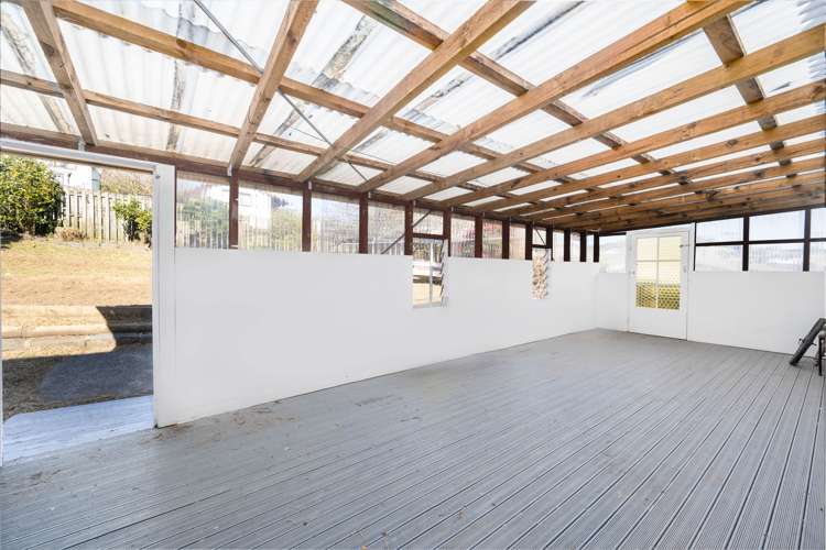 68 Sunvue Road Glen Eden_15