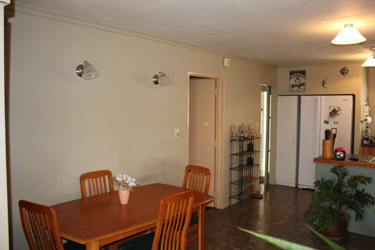 38 River Road Masterton_4