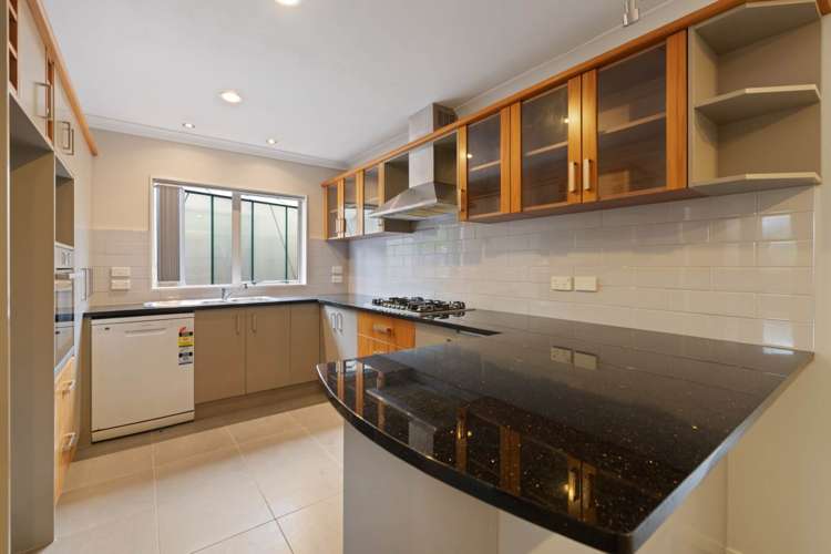 11 Norwood Drive Flat Bush_5