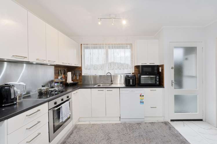 69 Kemp Road_4