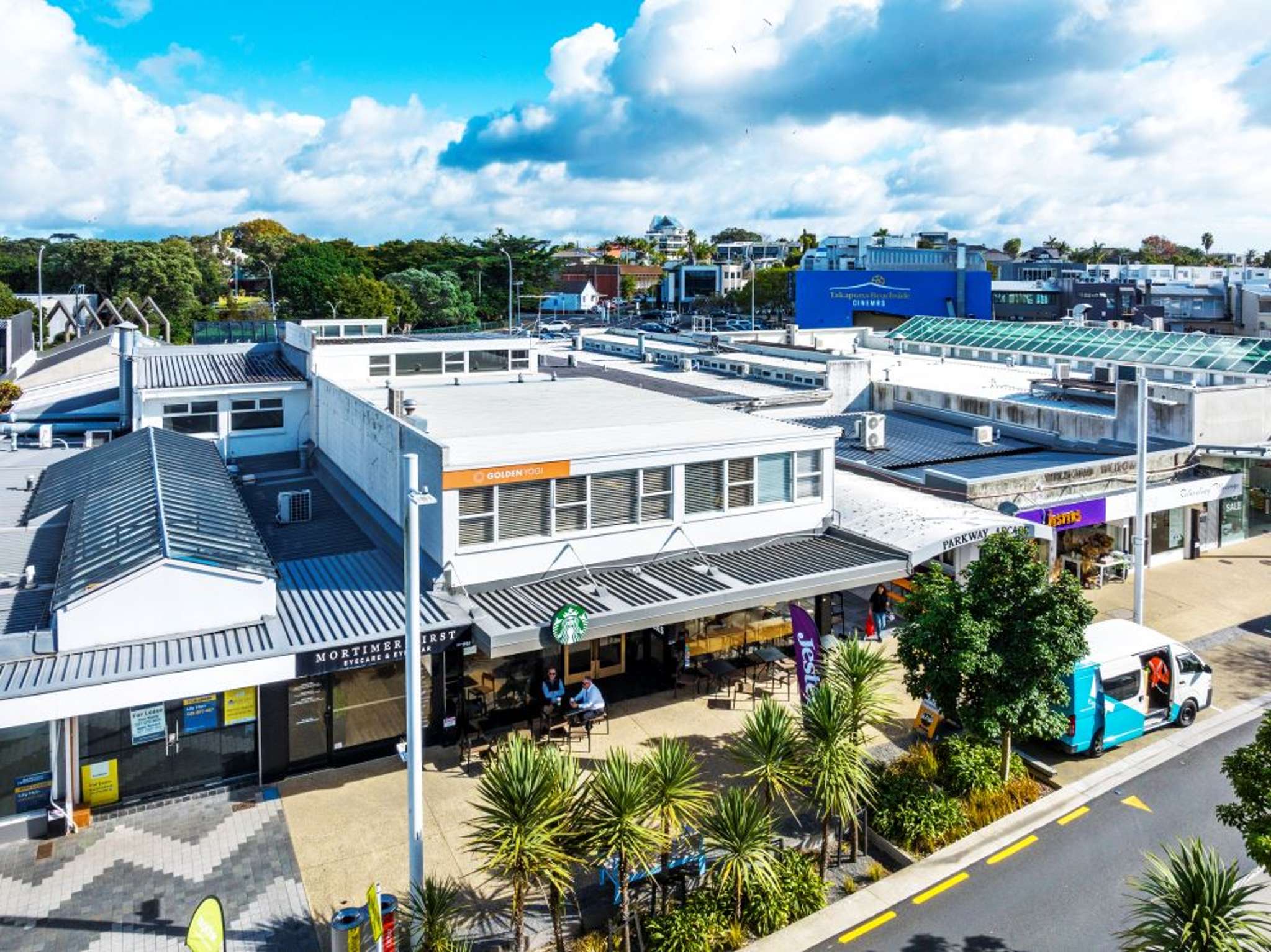 Starbucks Takapuna landlord selling premises