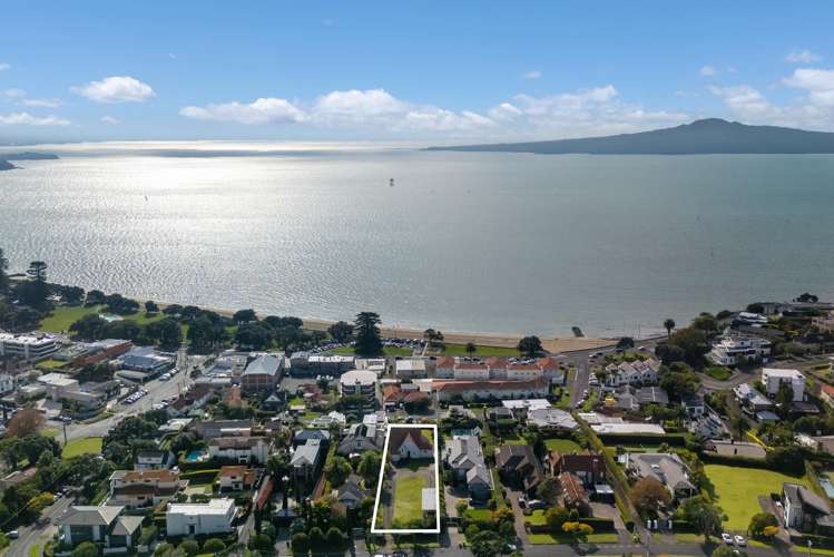 18 Ronaki Road_3