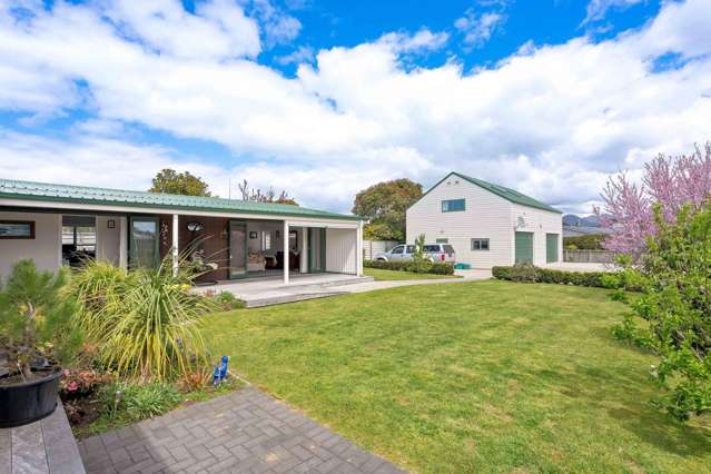 Five Bedrooms, Three Bathrooms, 90sqm Garage!