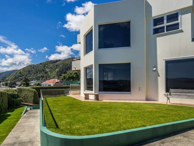 2 Pukatea Street Eastbourne_2