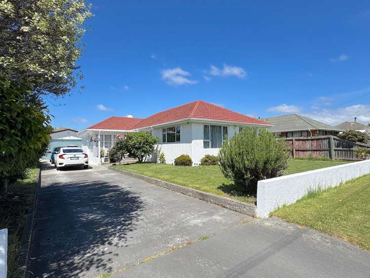 21 Renfrew Street_0