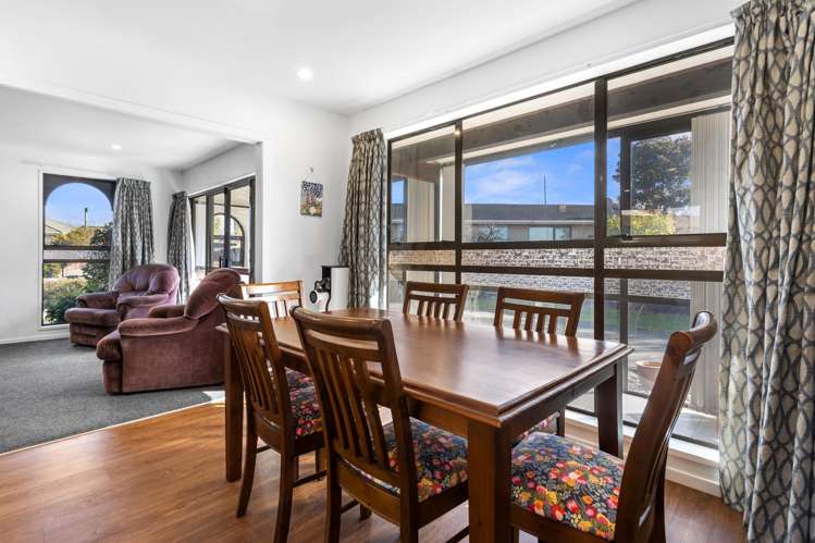 18 Omega Place Casebrook_4