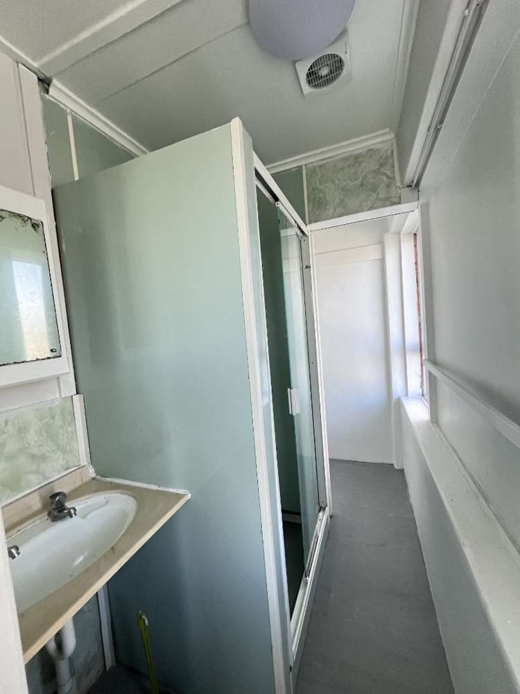 2/25 Martin Avenue (Top Floor) Mount Albert_4