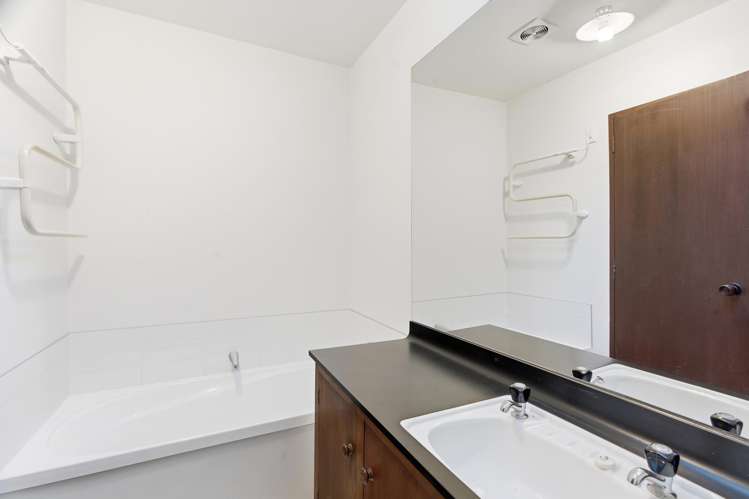 53 Rugby Street Merivale - Christchurch City_35