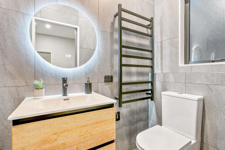 4 Rongomai Street Helensville_8