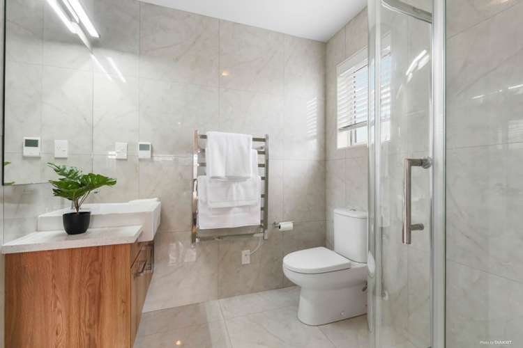 101 Argento Avenue Flat Bush_12