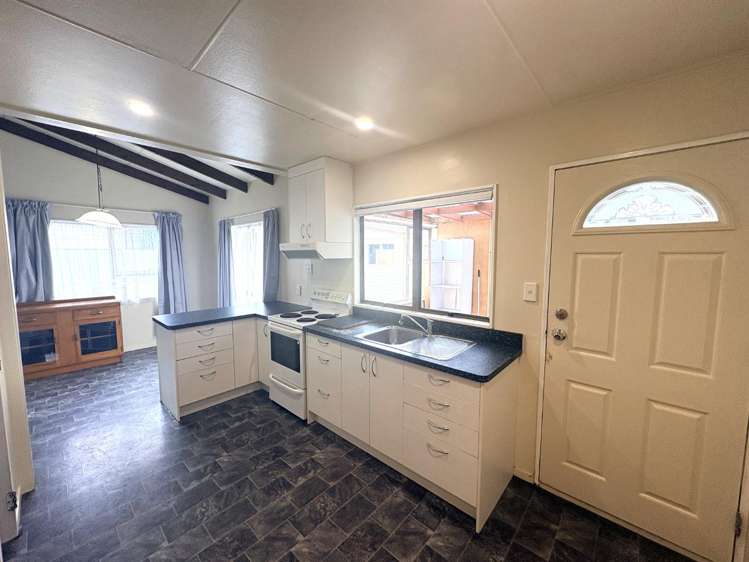 40 Folkestone Drive Flaxmere_5