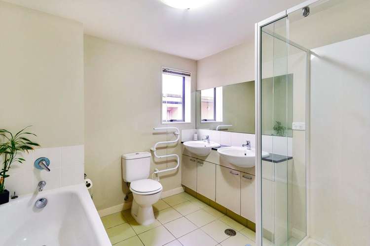 2a/20 Morning Star Place Mount Albert_13