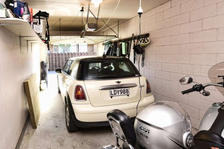 2/50 Queens Drive Allenton_13