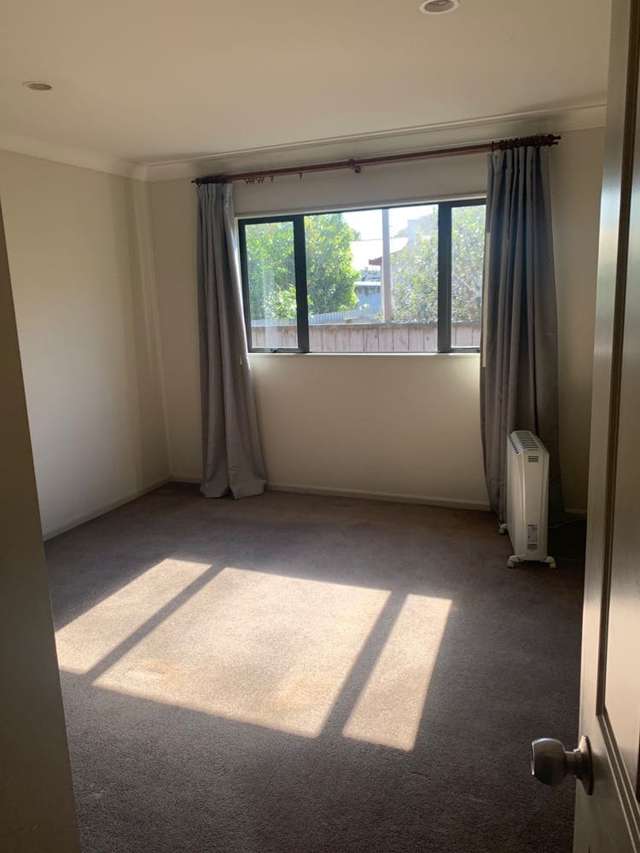 37 Moana Grove Waiwhetu_3