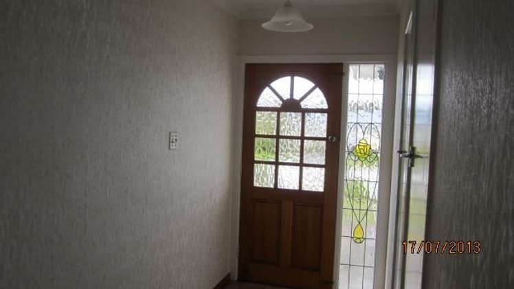 21 Sylvan Crescent Te Atatu South_12