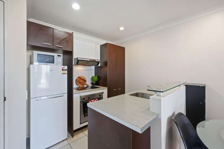 1N/160 Symonds Street_4