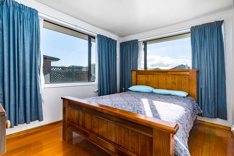 23 Denise Crescent Hornby_12