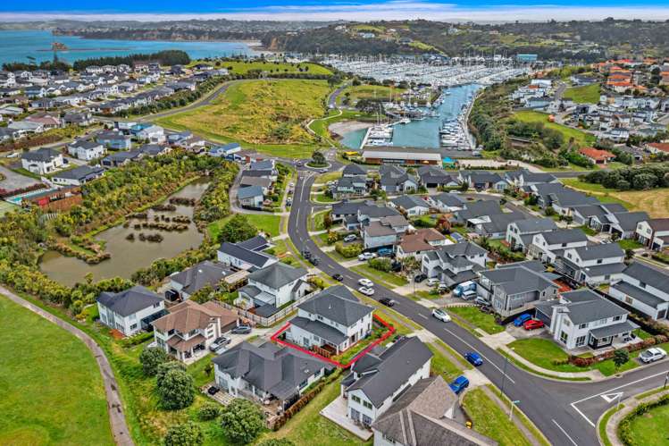 18 Parkview Drive Gulf Harbour_46