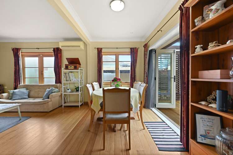 99 Cook Street Hamilton East_3