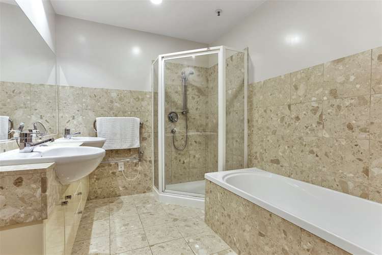 1d/173 Hurstmere Road Takapuna_12