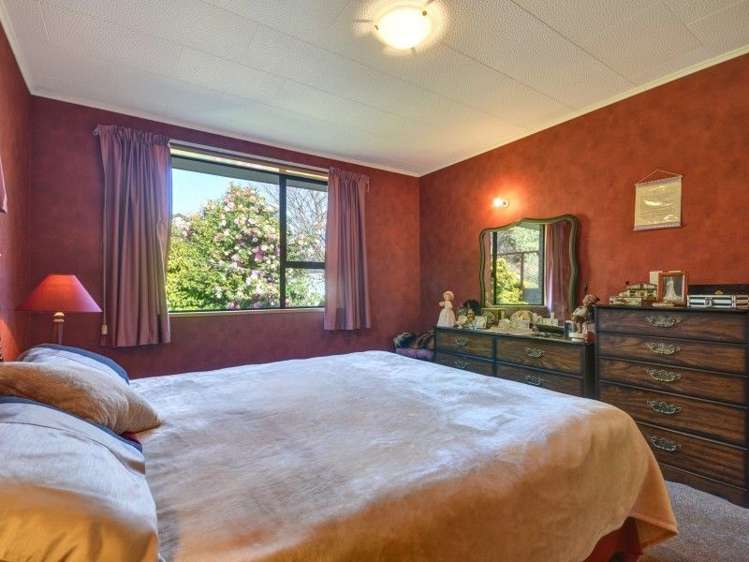 626 Peninsula Road Kelvin Heights_9