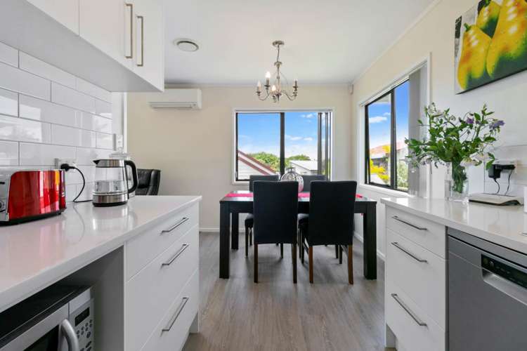 5 Ebony Place Massey_11