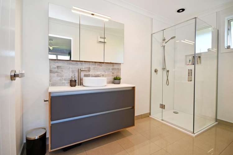 19 Montgomery Crescent Kinloch_21