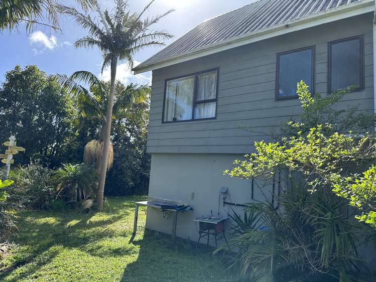 21 Lake Road Awanui_32
