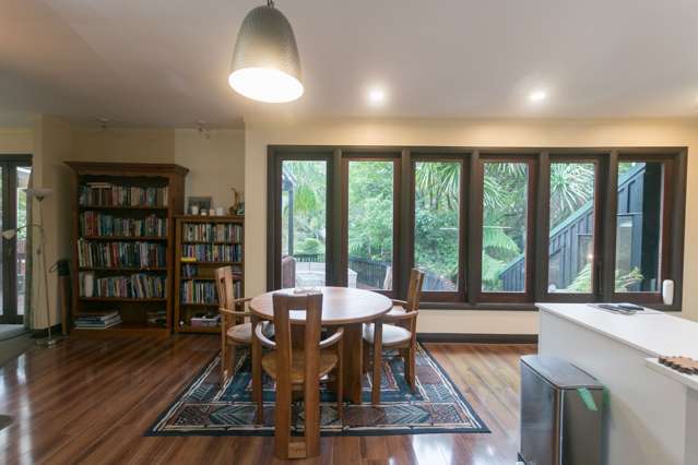 103 Roseberry Avenue 10868_2