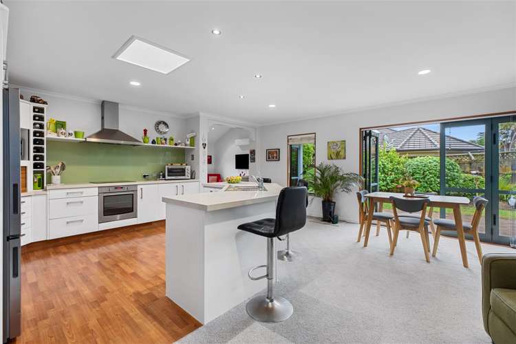 25 Barbados Key Papamoa_8