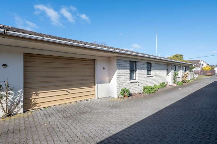 16B York Street Glenholme_1