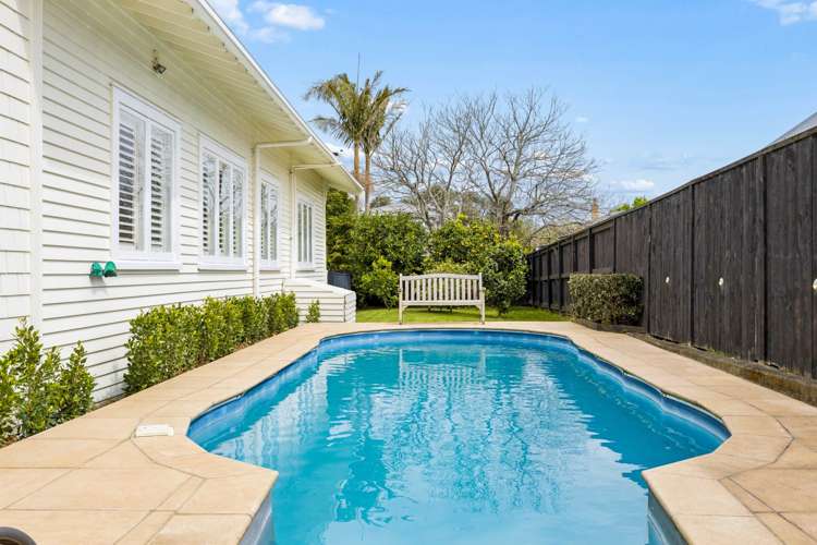 53 St Vincent Avenue Remuera_13
