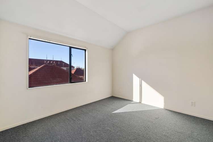 8/42 Stanmore Road_5