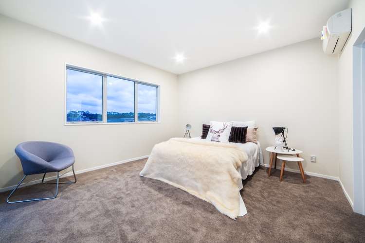 10 Dinning Road Riverhead_8