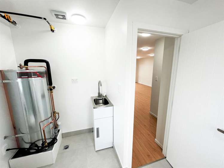 206/3 Beaumonts Way Manurewa_5